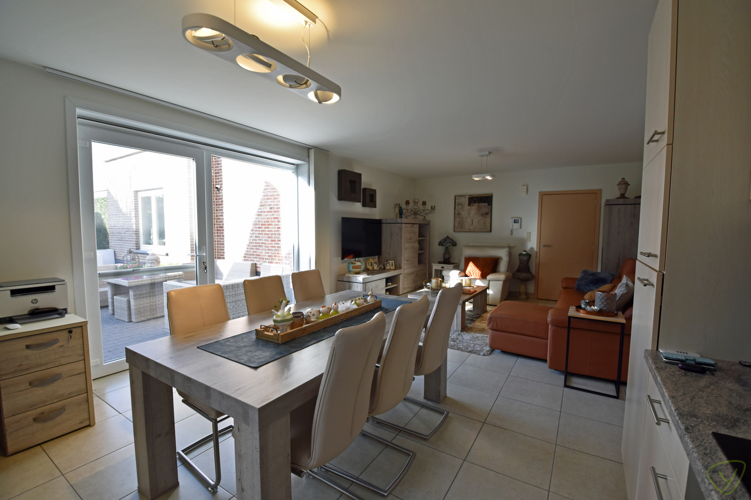 Zonnig gelijkvloers appartement in een luxe-residentie te Zele! foto 4