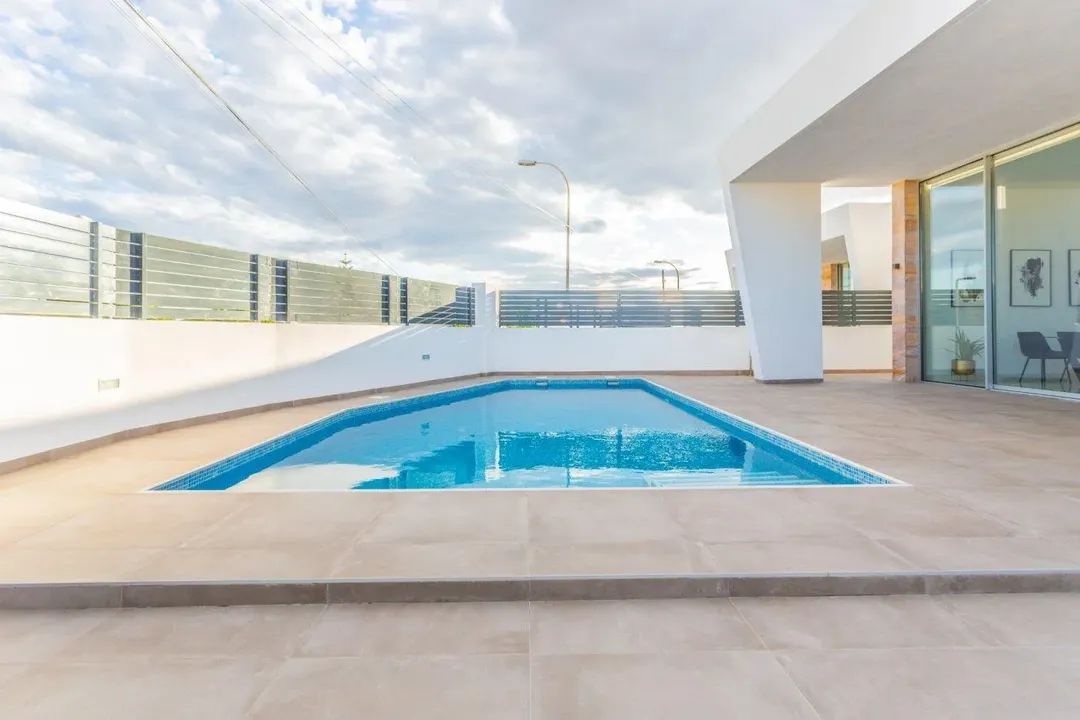 Betoverende nieuwbouwvilla: een oase van luxe in Torrevieja foto 23