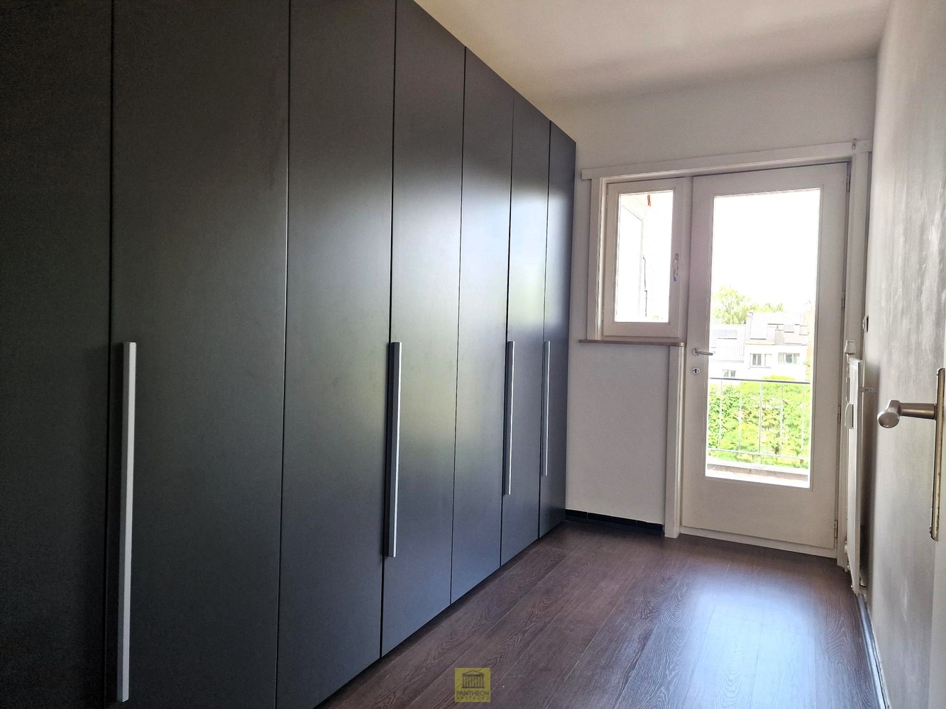 Appartement nabij stadspark en centrum Aalst - garage inbegrepen foto 13