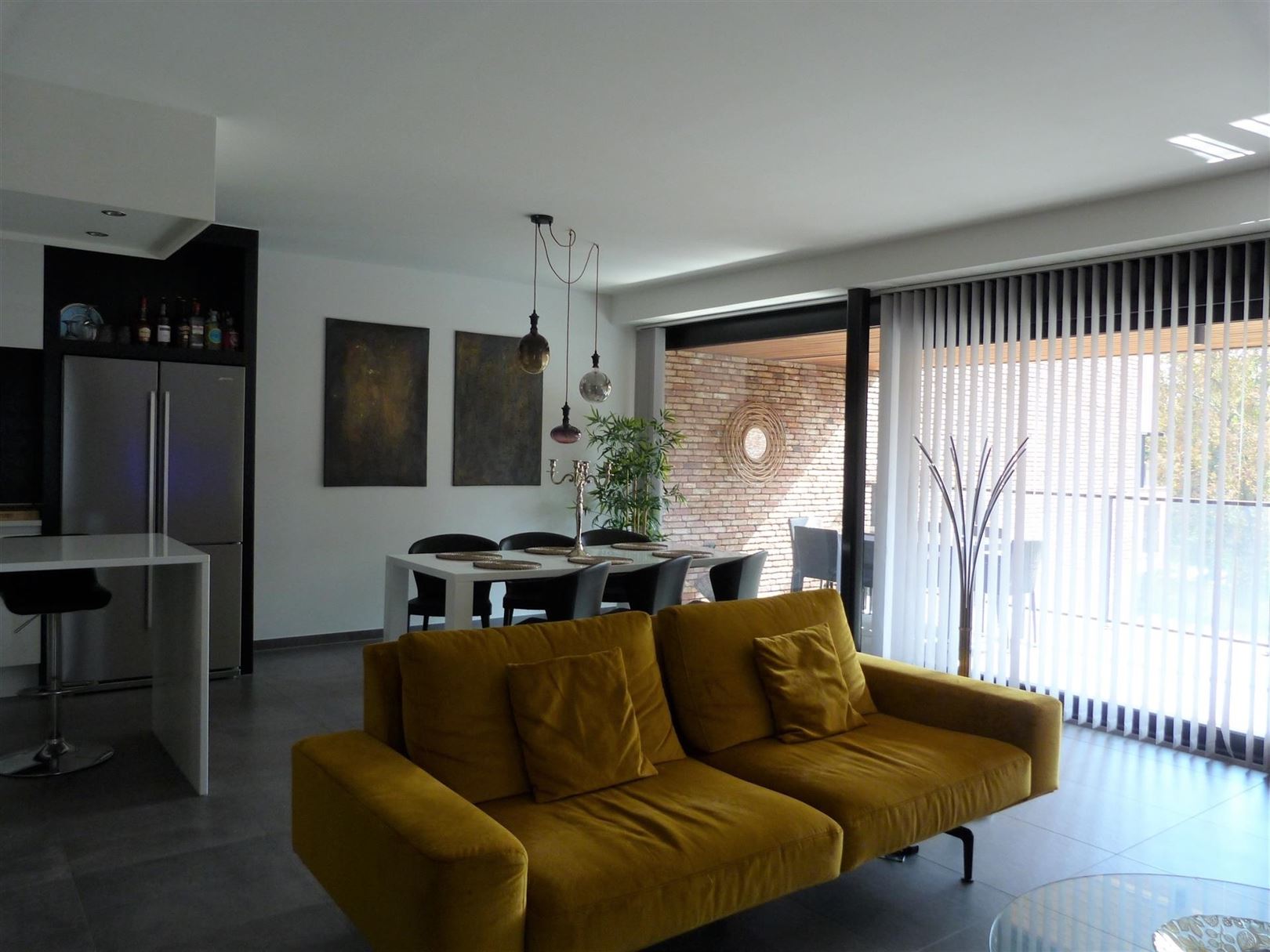 Luxe nieuwbouw-appartement met 2 slpk's,terras en garage in centrum St - Truiden foto 11