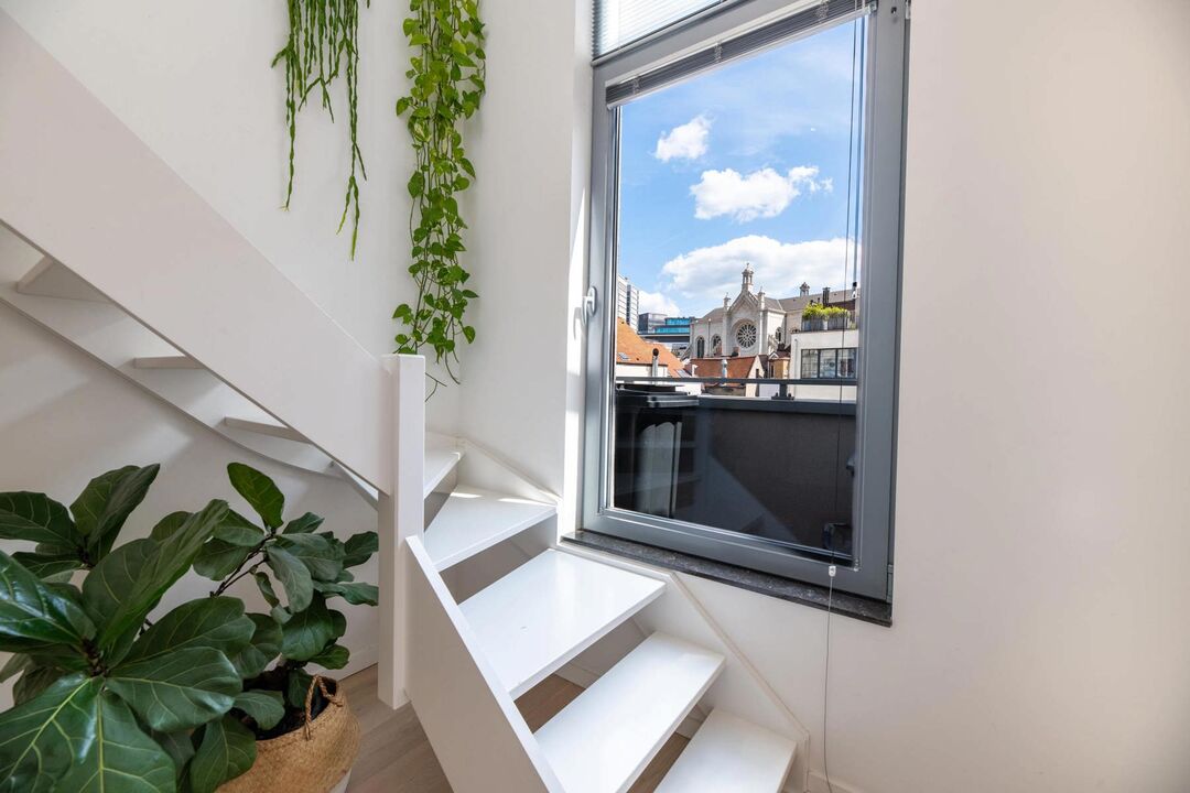Prachtig Luxe Duplexappartement met Twee Ruime Terrassen  foto 3