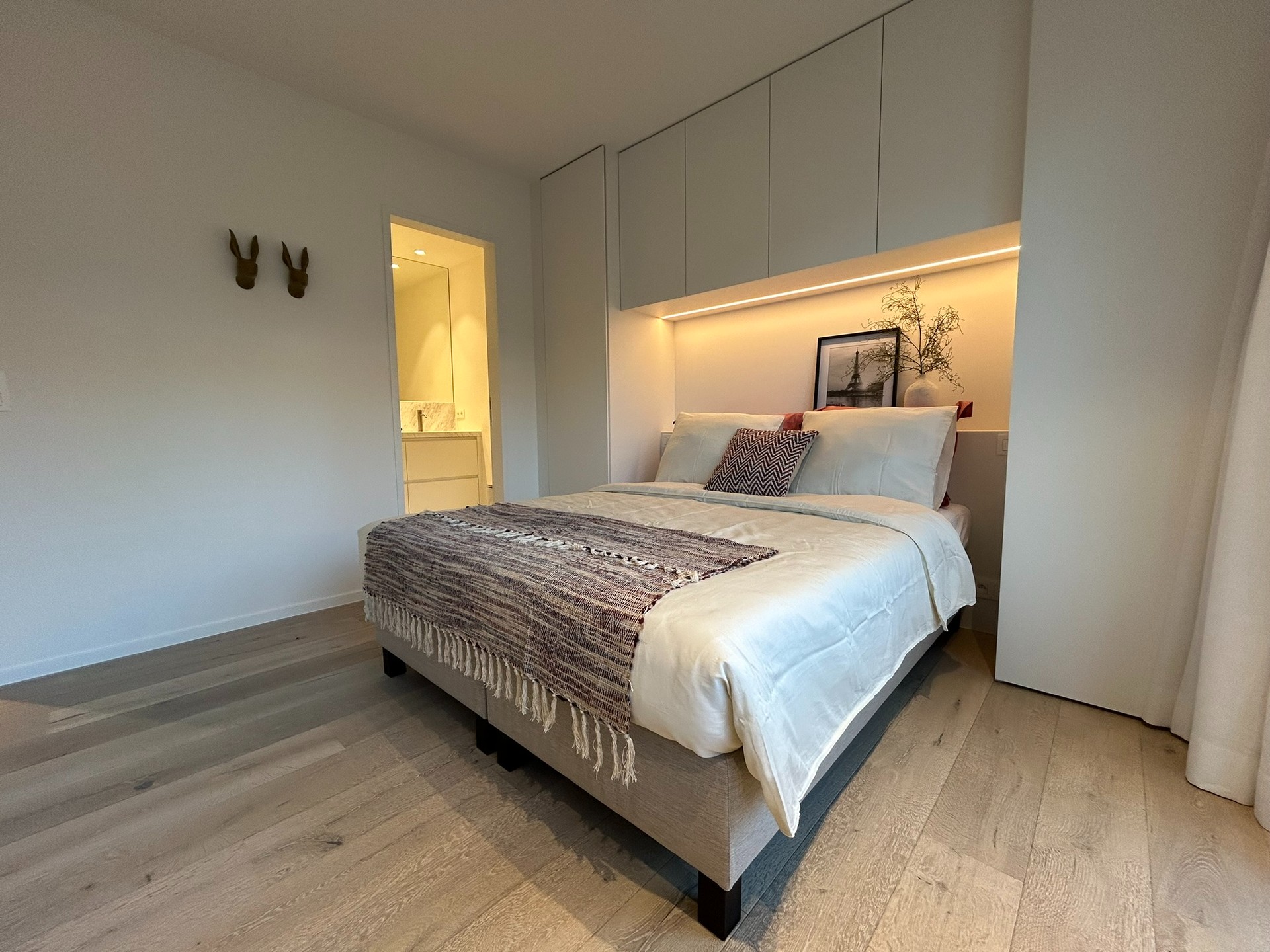 Gerenoveerd appartement met drie slaapkamers te Knokke - centrum foto 11