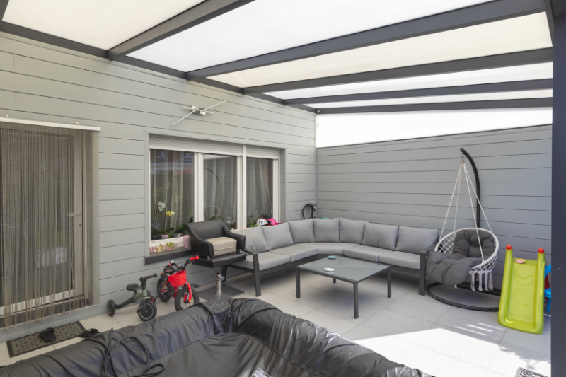 Roeselare : Toffe gezinswoning met 4 slaapkamers, grote garage en zuid gerichte tuin. Opp 243 m² foto 16