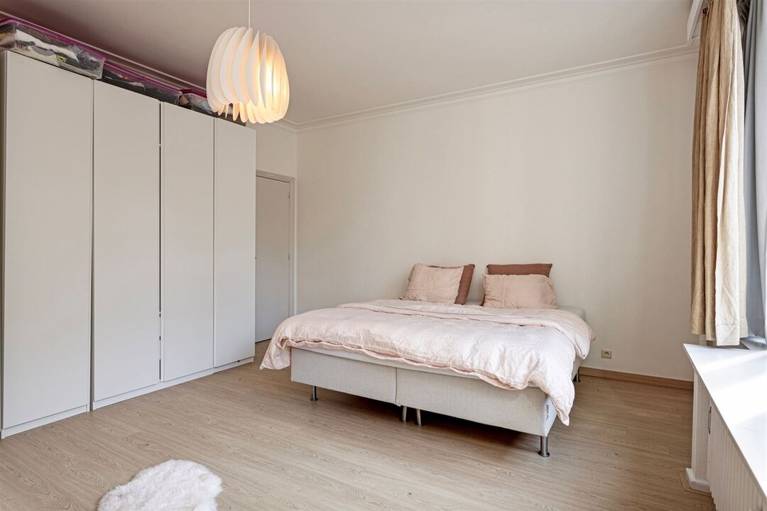  Uitzonderlijk gelegen ruim 3 slaapkamer appartement aan het Prins Albertpark. foto 15
