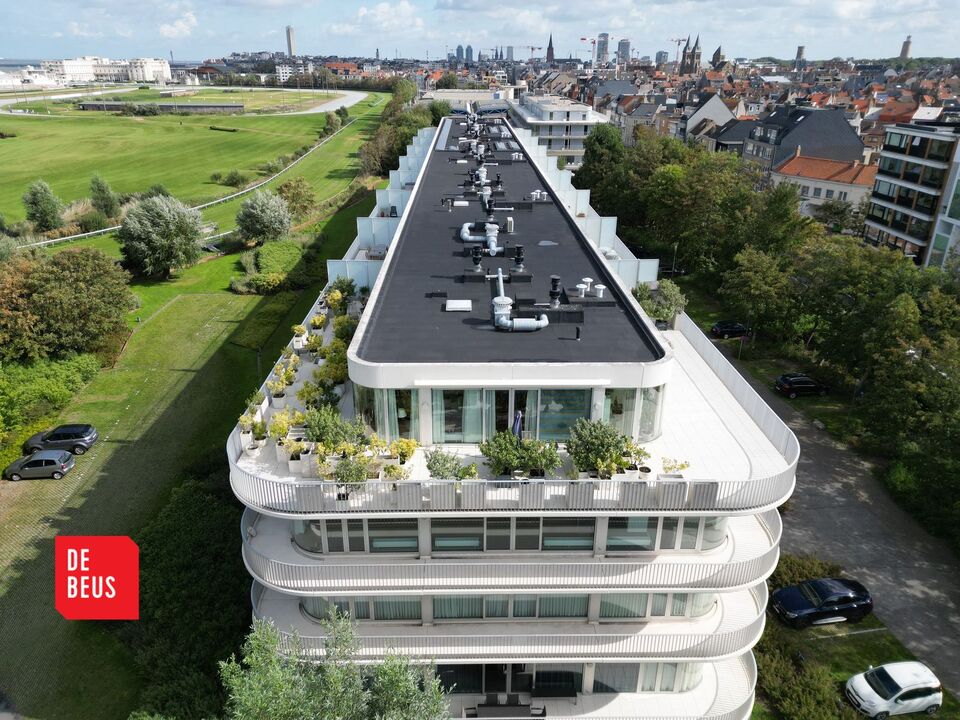 Schitterende, luxueuze penthouse met zonnig terras (213 m2) in jong gebouw foto 1