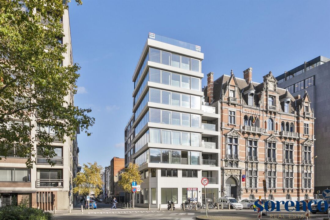 Uniek PENTHOUSE met fenomenaal dakterras in hartje Antwerpen foto 32