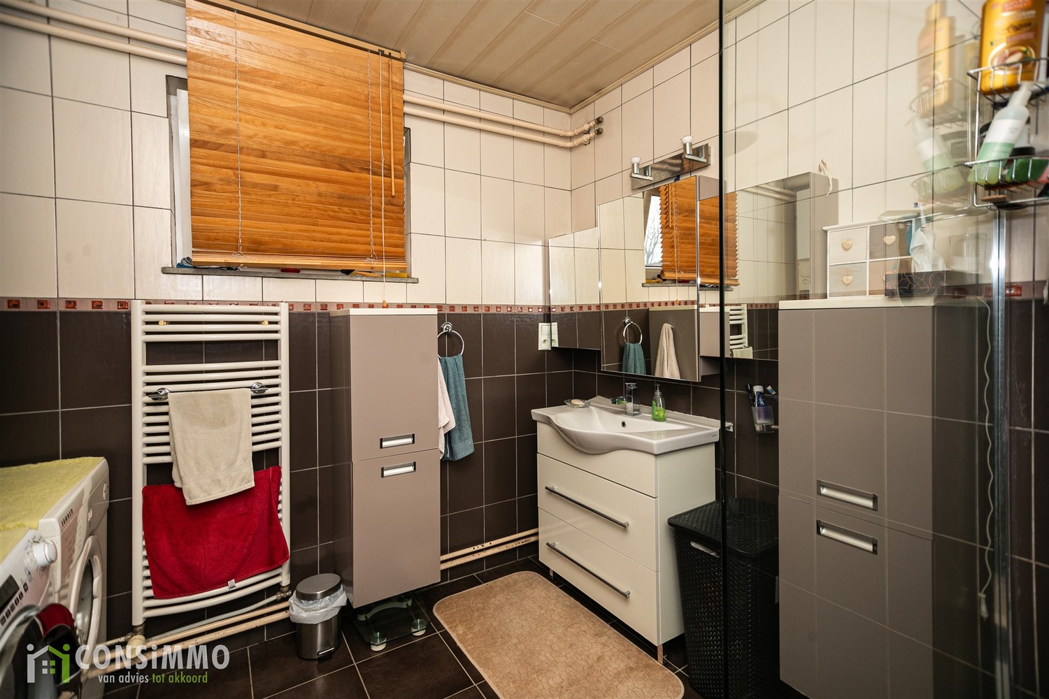Gezellige mijnwoning met 4 slaapkamers in Genk-Winterslag! foto 15