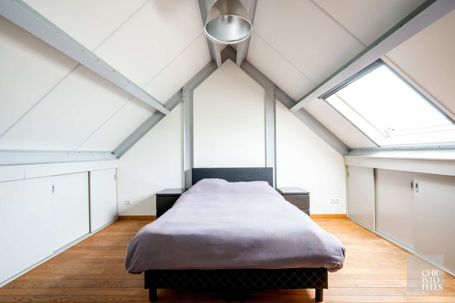 3-slaapkamer loft van 189m2 met carport in het centrum van Hechtel! foto 11