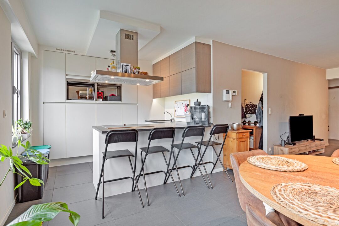 Gelijkvloers appartement met 2 SLPKS en terras gunstig gelegen in Dessel ! foto 7