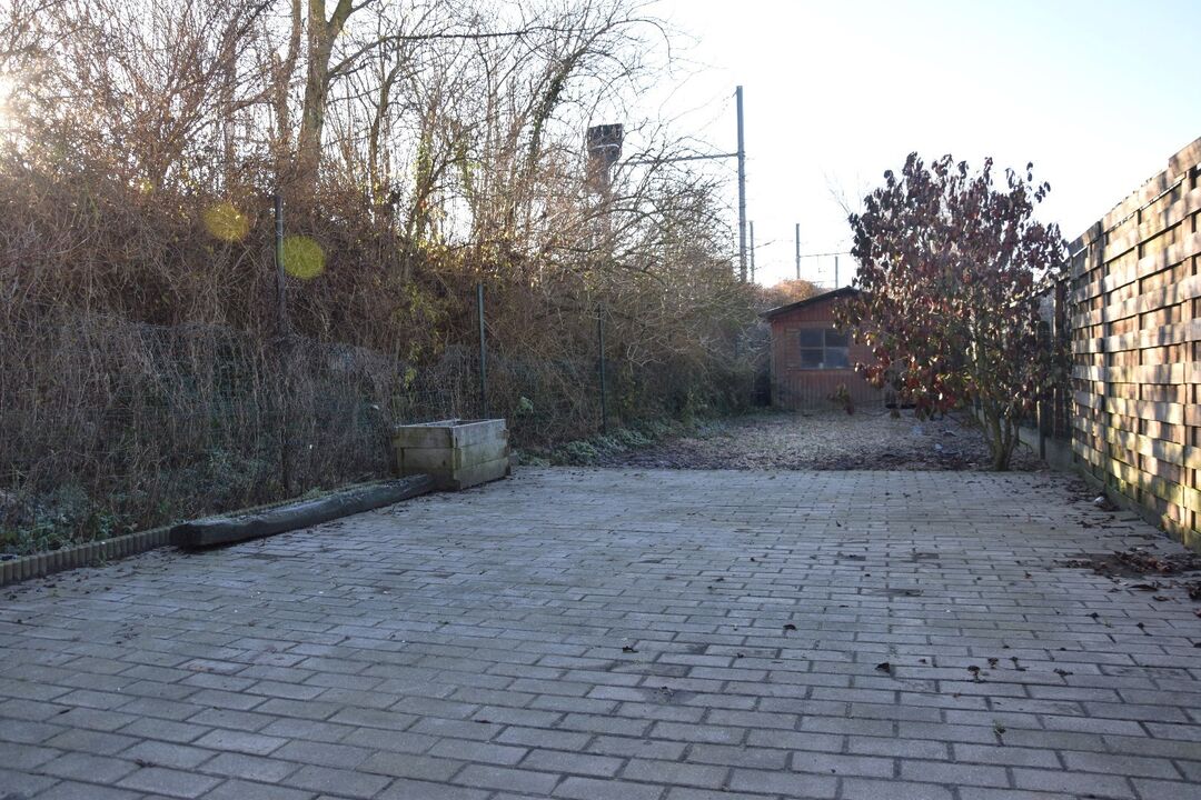 HOB met tuin en vlotte bereikbaarheid te koop in Kortrijk foto 15