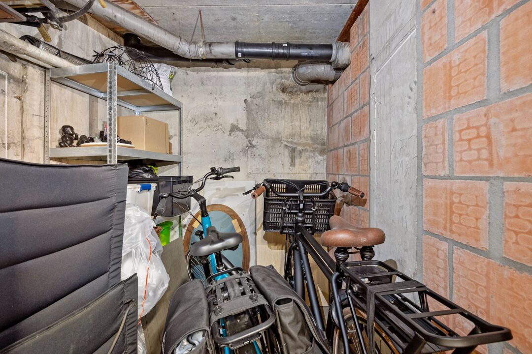 Instapklaar appartement met 2 slpks en inpandig terras in het midden van Mol - centrum !  foto 18