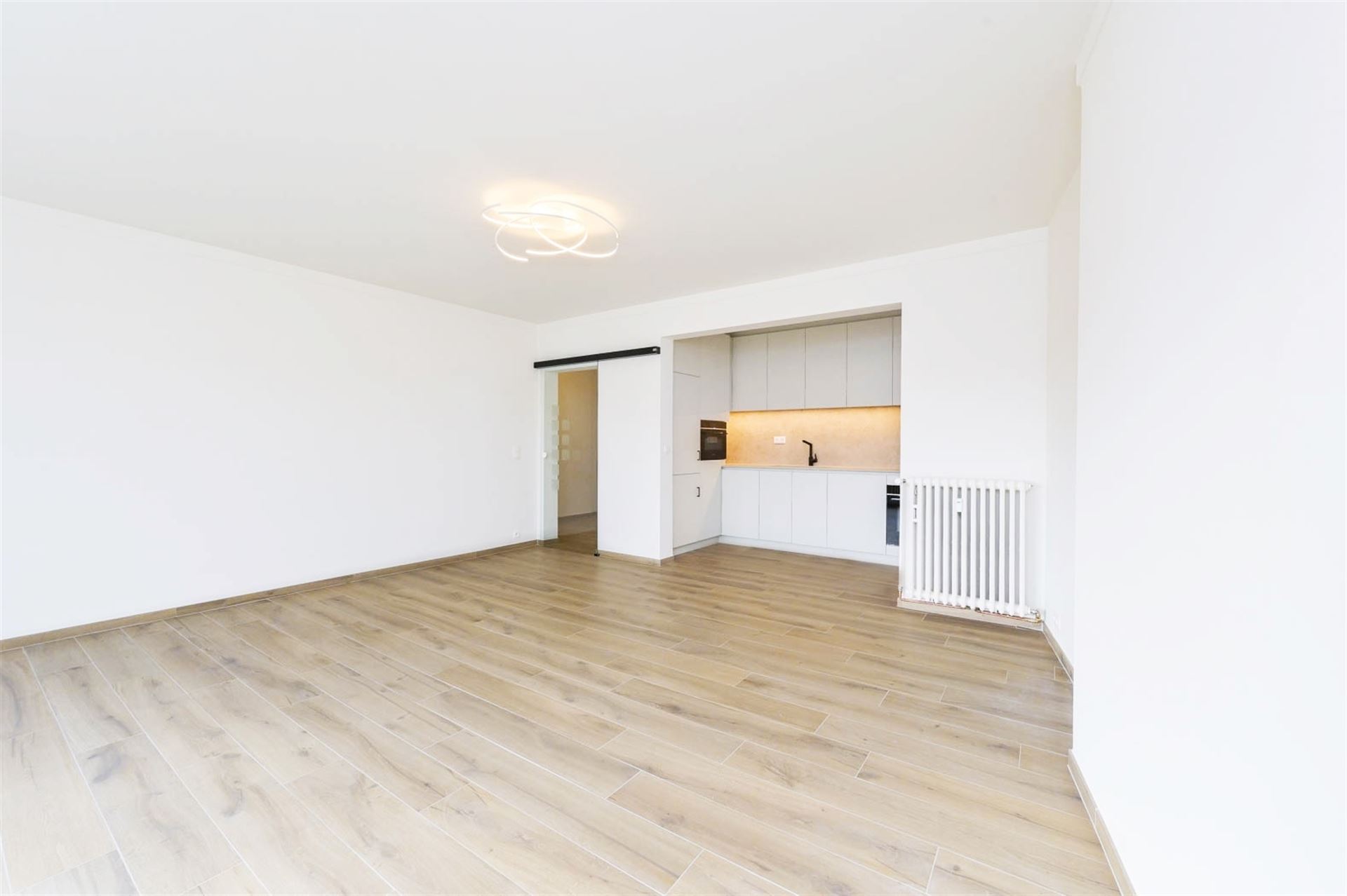 Volledig gerenoveerd, energiezuinig appartement met 2 slaapkamers in het centrum van Mechelen foto 7