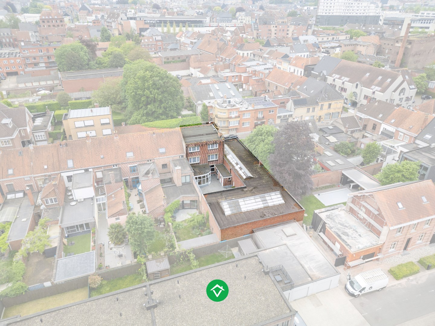 Ruime woning met 7 slaapkamers en loods (320m²) in centrum Roeselare foto 30