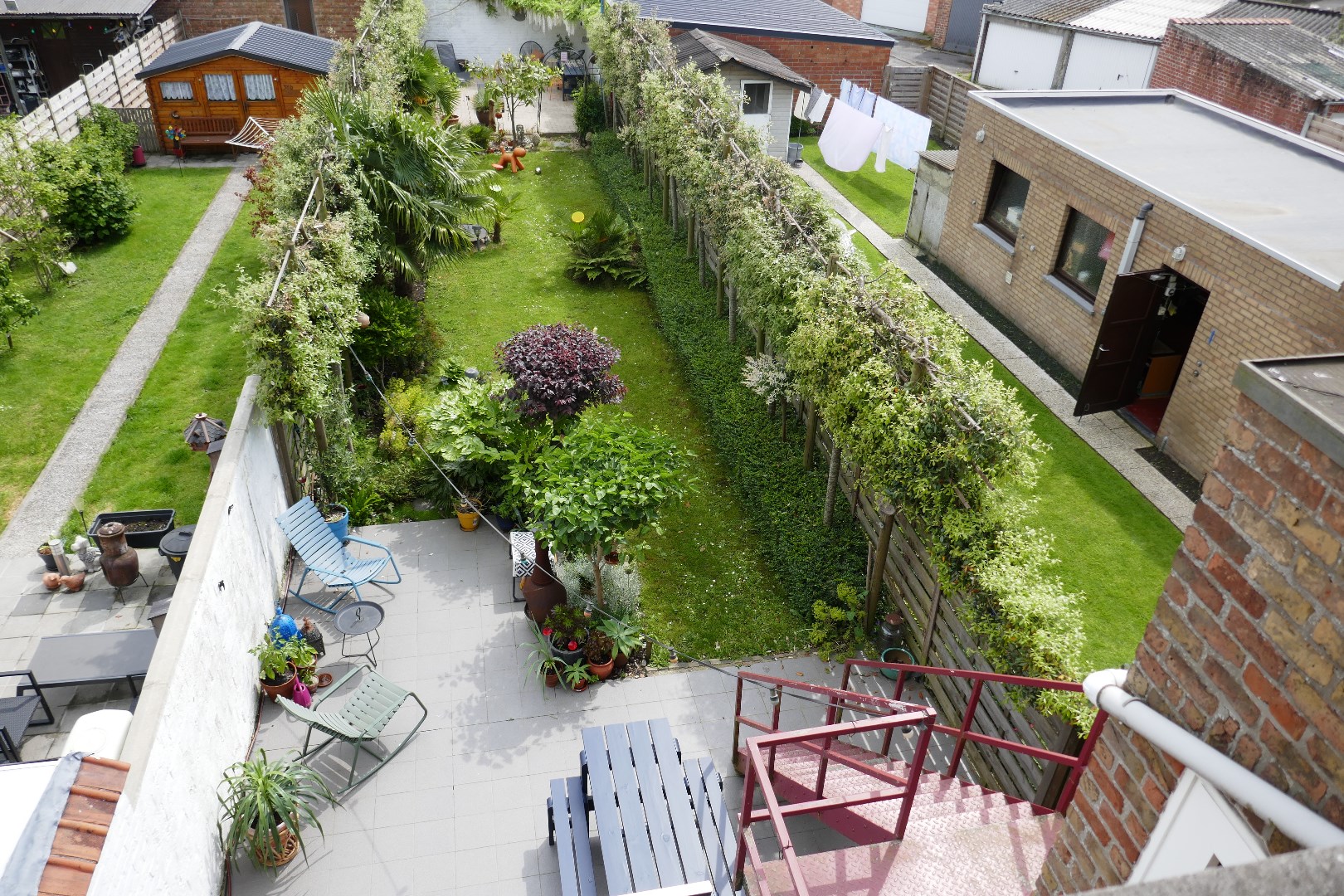 Centraal en rustig gelegen, luchtige woning met grote garage en zongerichte tuin nabij AZ-St Jan te Brugge. foto 4