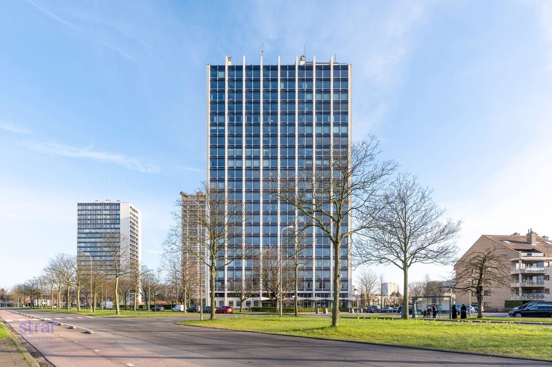 Groot 3 slaapkamer appartement met zicht over Antwerpen in de Habitim Tower foto 14