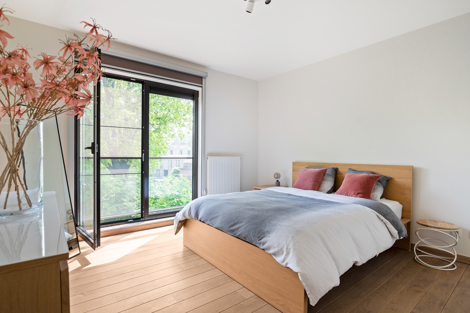 Instapklaar appartement met 2 slaapkamers en terras in Wijnegem! foto 11