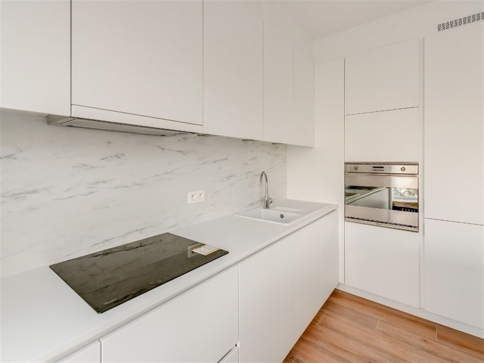 Modern appartement te huur in het hartje van Mechelen foto 6