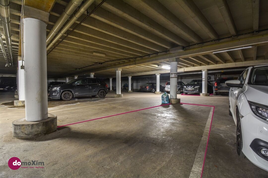 Ondergrondse parkeerplaats in centrum van Mechelen  foto 1