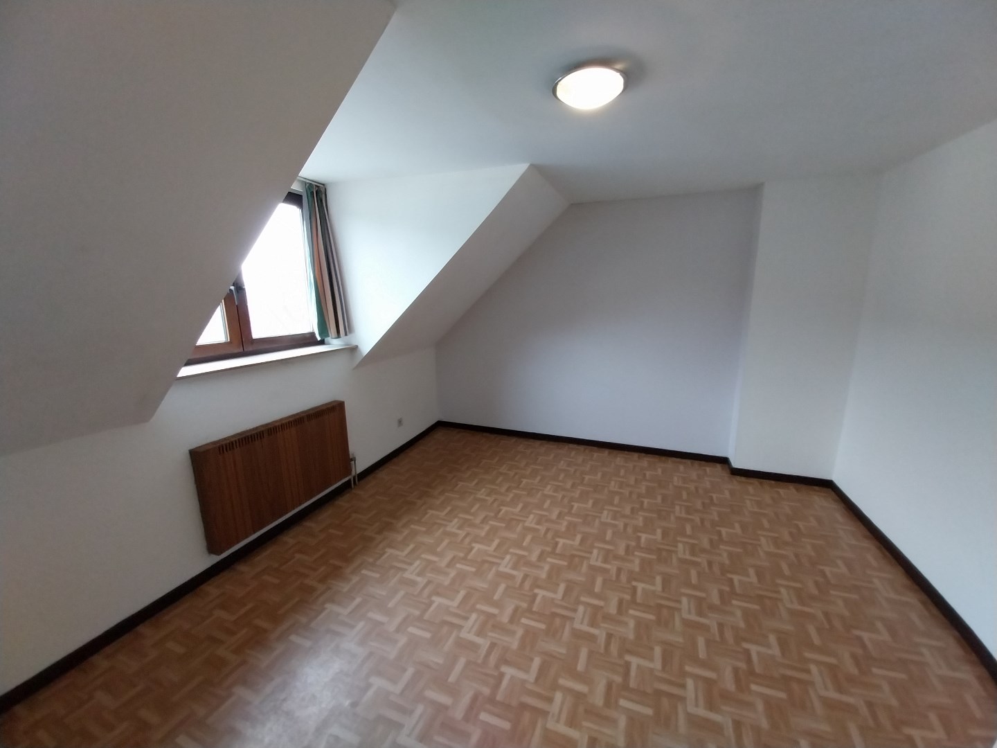 2 slaapkamer appartement te huur in het centrum van Zonhoven. foto 8
