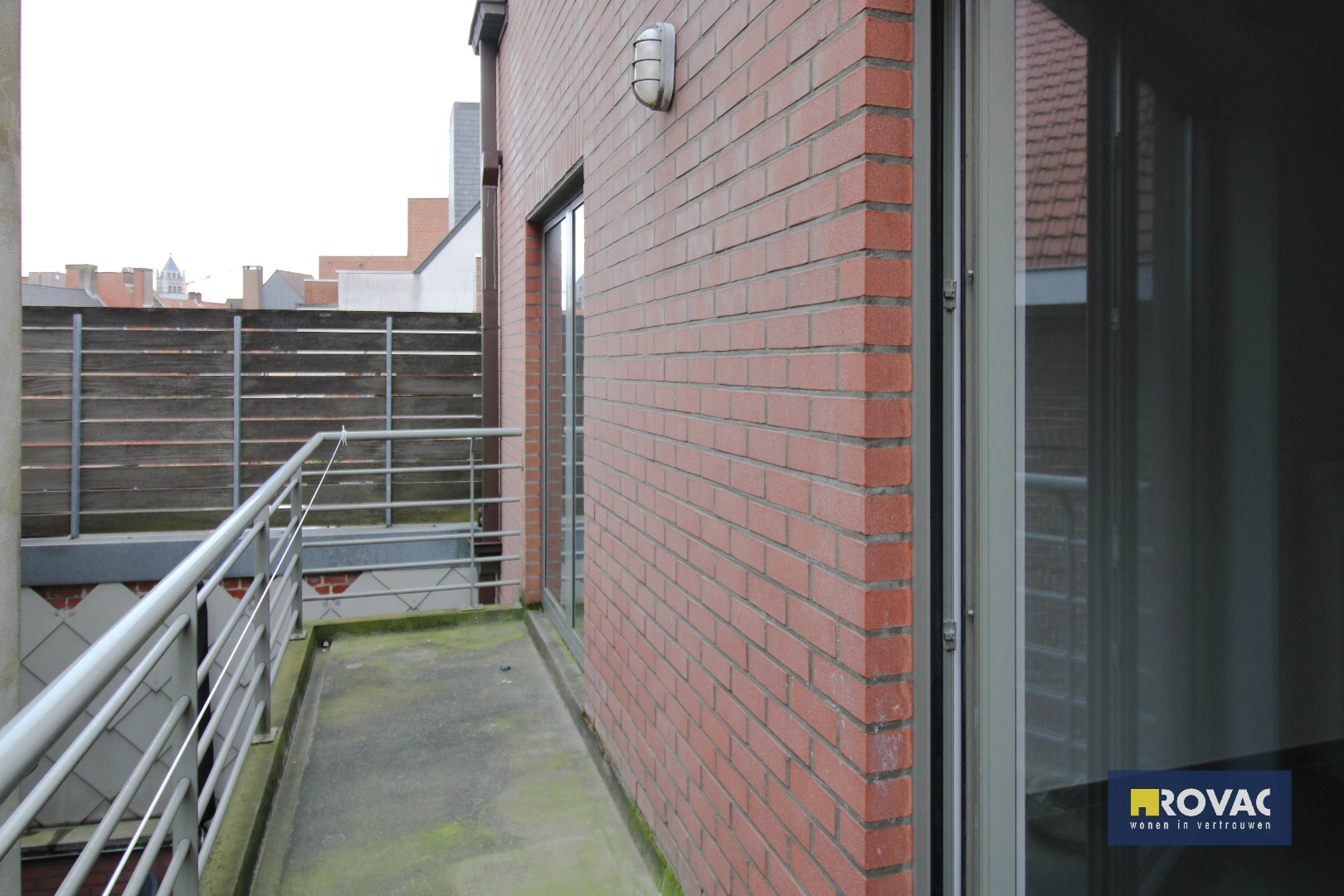 Energiezuinig appartement op absolute toplocatie in centrum Roeselare! foto 16