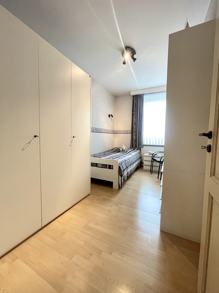 Appartement met 4 slaapkamers aan de kleine ring in Hasselt foto 16