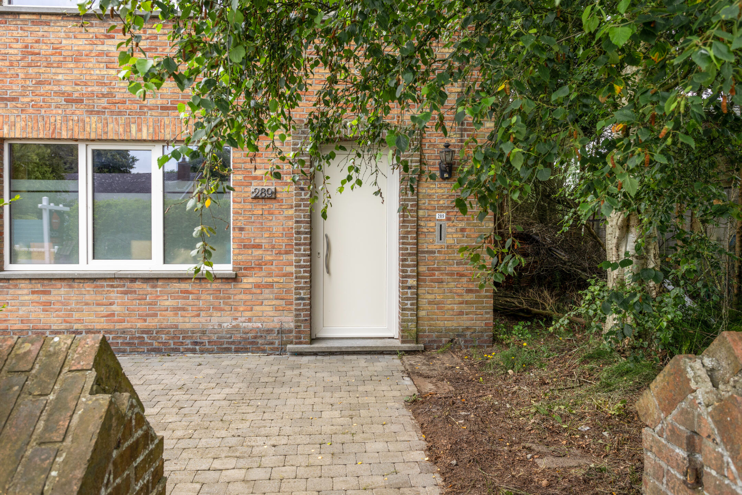 MOOIE VRIJSTAANDE WONING MET LANDELIJKE ZICHTEN , 6 SLAAPKAMERS en GARAGE foto 3