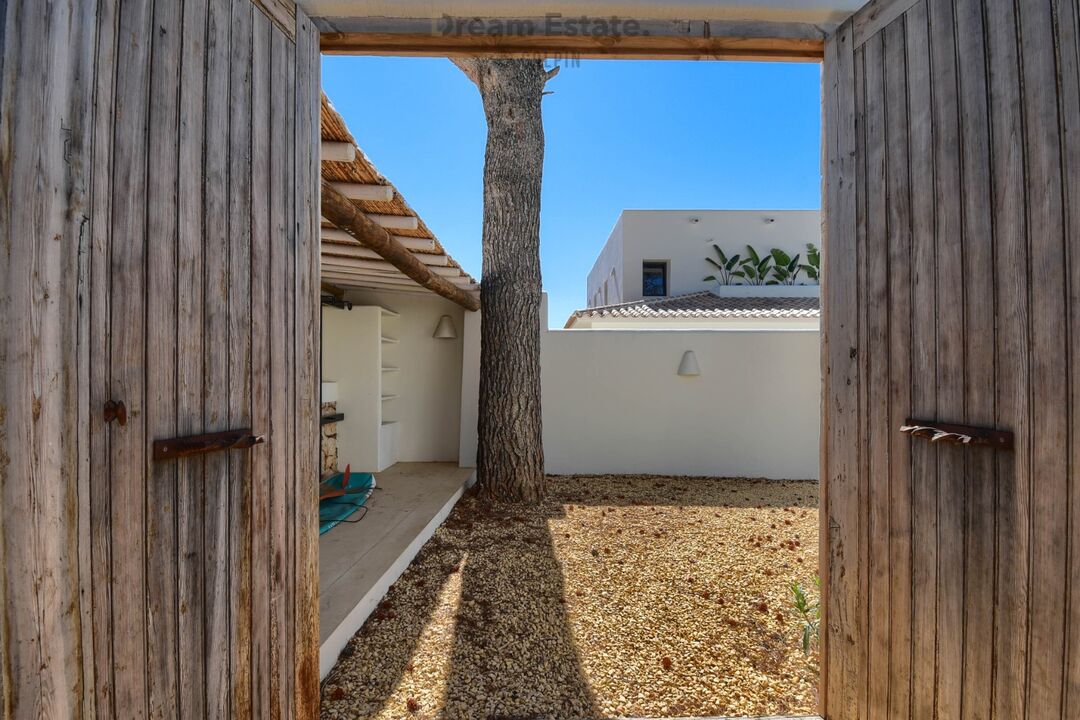 Ibiza style villa met mooi verhuurpotentieel. foto 51