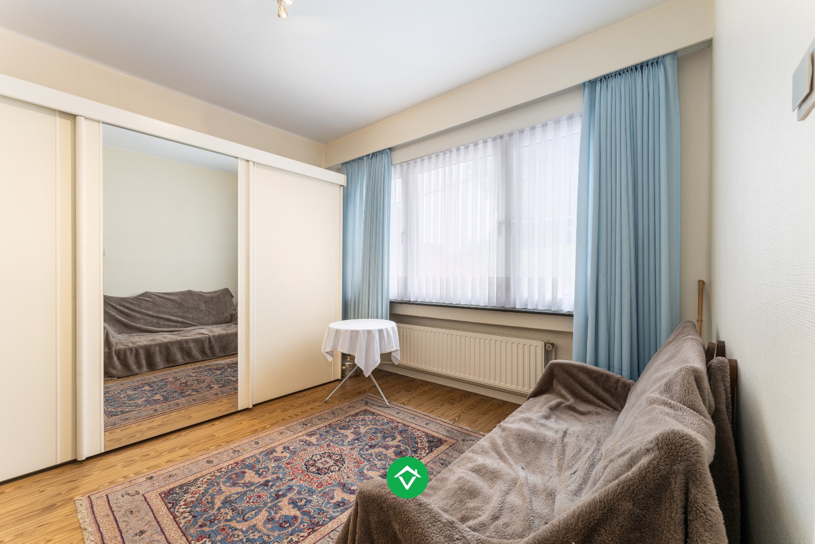 Ruime woning met 7 slaapkamers en loods (320m²) in centrum Roeselare foto 14