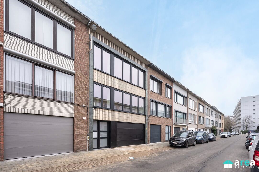 Volledig gerenoveerd energiezuinig 2-slpk-appartement foto 24