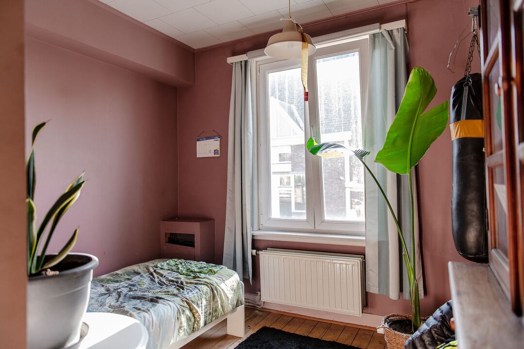 Handelspand met appartement te koop foto 39