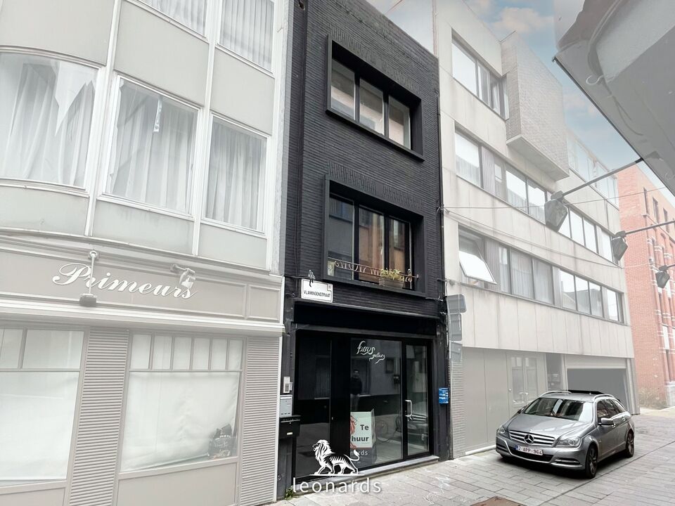 Appartementsgebouw in centrum Kortrijk foto 1