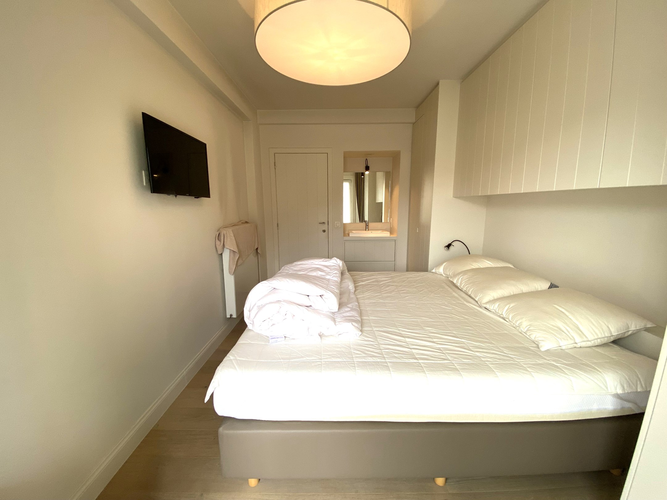 Gemeubeld - Gezellig 2 slaapkamer appartement gelegen in de Van Bunnenlaan te Knokke.  foto 20