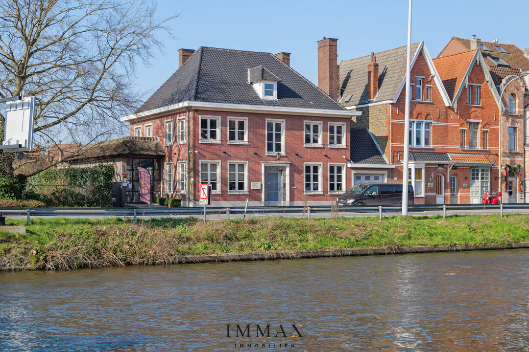 Restaurant met woongelegenheid op topligging aan Damse Vaart | Brugge  foto 1