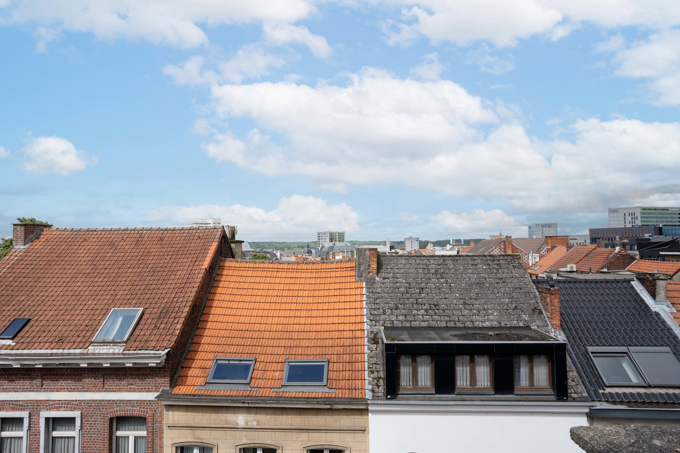 Mooi afgewerkt appartement met ruim terras  foto 18