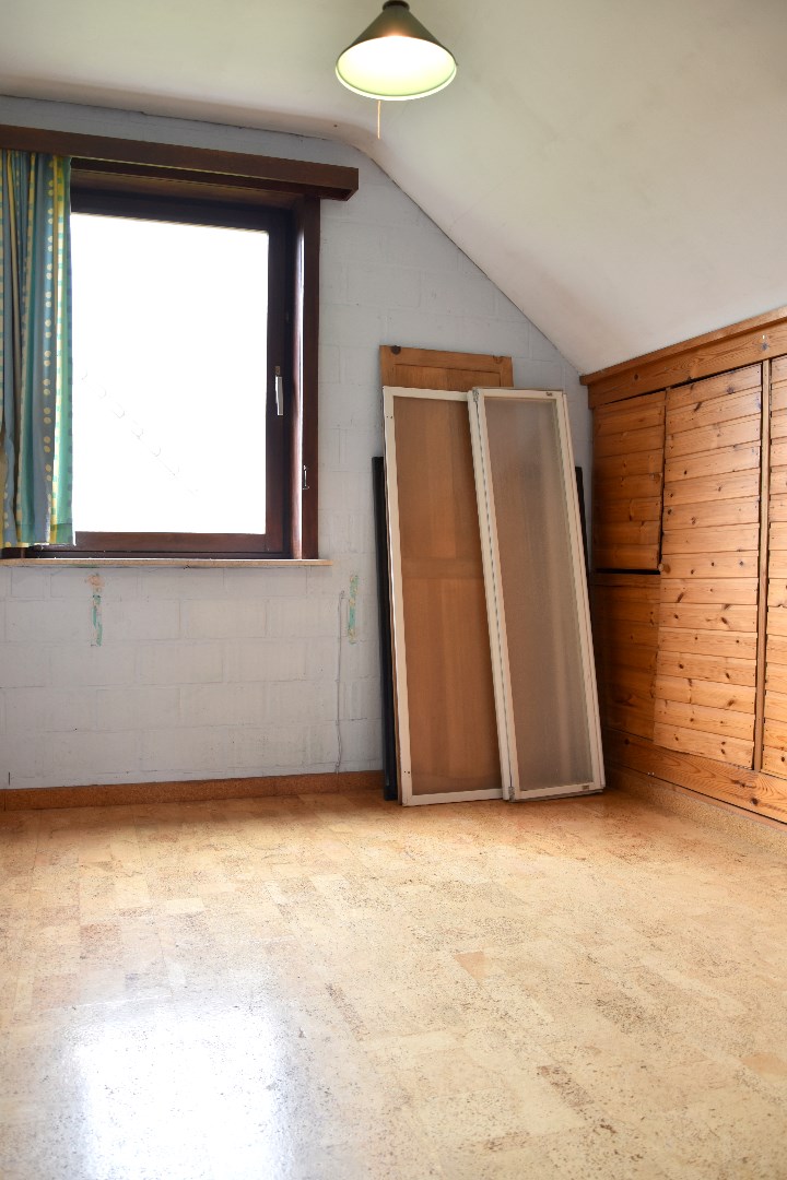Charmante alleenstaande woning met 4 slaapkamers op Zuidgericht perceel te koop in Gullegem foto 14