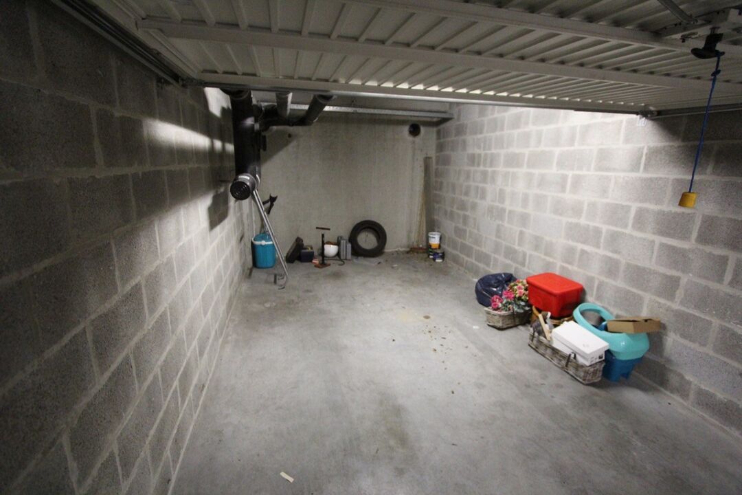 Gesloten garagebox gelegen te Van Bunnenlaan te Residentie Bunnylane: foto 2