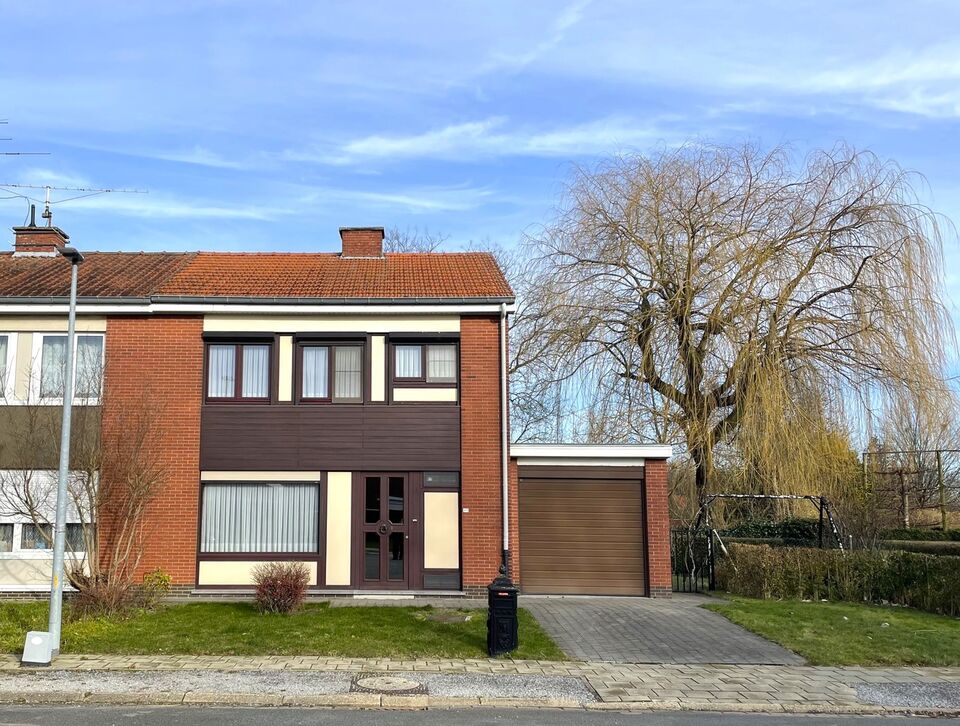 Ideale gezinswoning met garage in rustige woonwijk te Veltem-Beisem foto 1