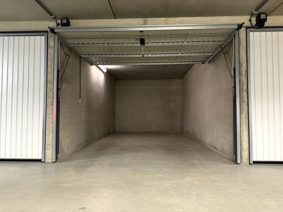 Garage te koop Nieuwpoort - moderne bouw en vlotte bereikbaarheid foto 4