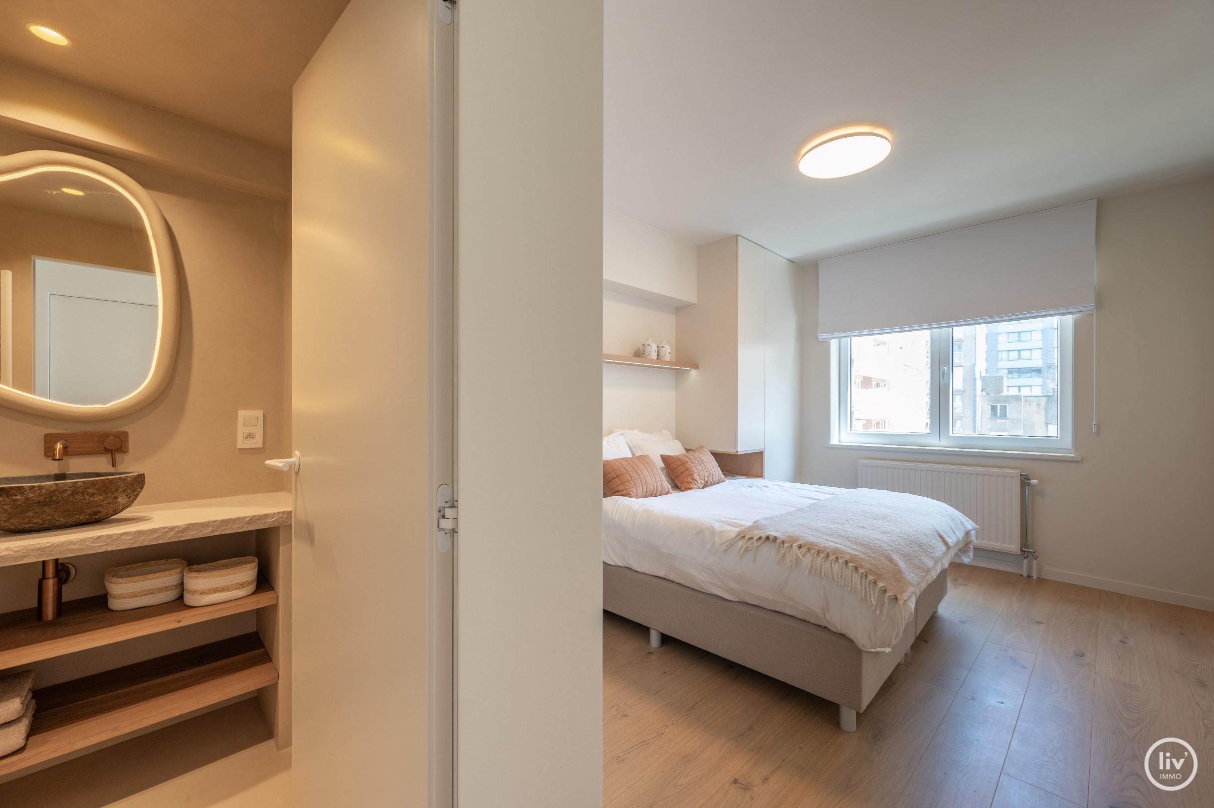 Magnifiek vernieuwd appartement met 2 slaapkamers vlakbij het Albertplein in een zijstraat van de Zeedijk-Het zoute. foto 10
