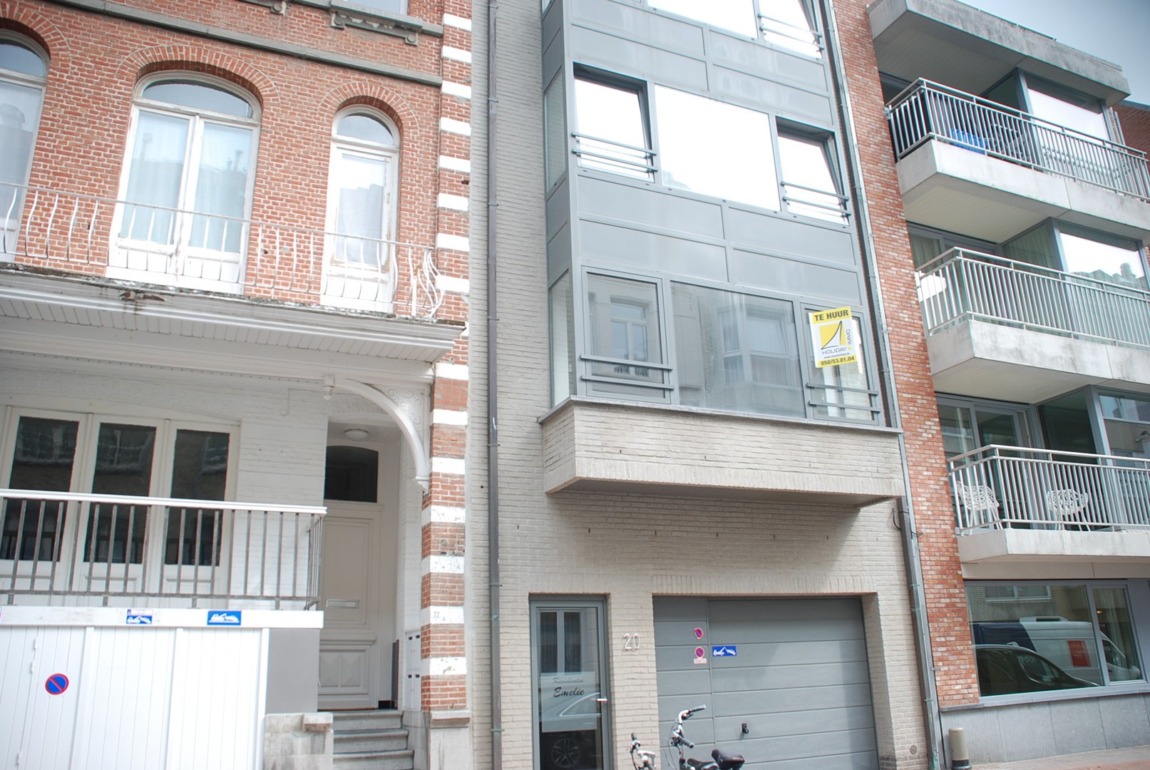 Modern appartement met 2 slaapkamers nabij het Heldenplein foto 11