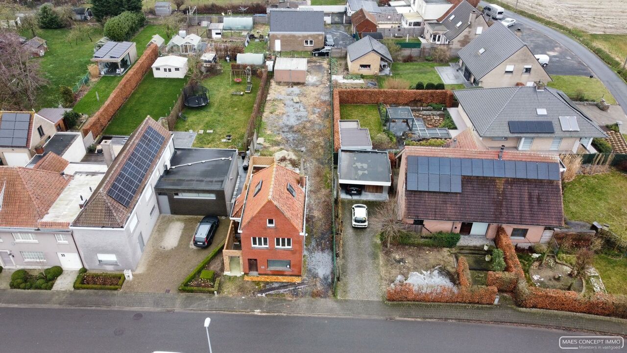 Te renoveren woning met 4 slaapkamers in Ooigem (met bouwvergunning) foto 19