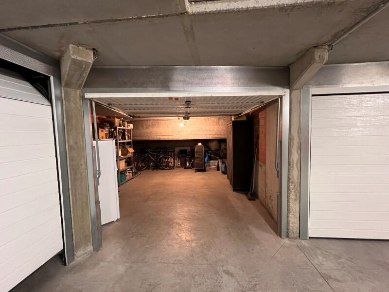Zeer ruime ondergrondse garagebox foto 2