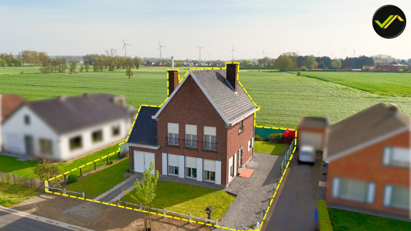 Te Koop: Ruime Open Bebouwing in Maldegem met Panoramisch Landelijk Uitzicht foto 1