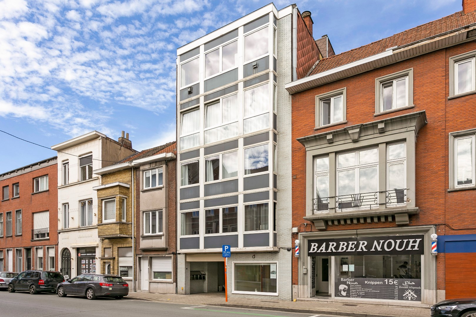 Ideale praktijk-, kantoor- of handelsruimte in het centrum van Kortrijk! foto 16