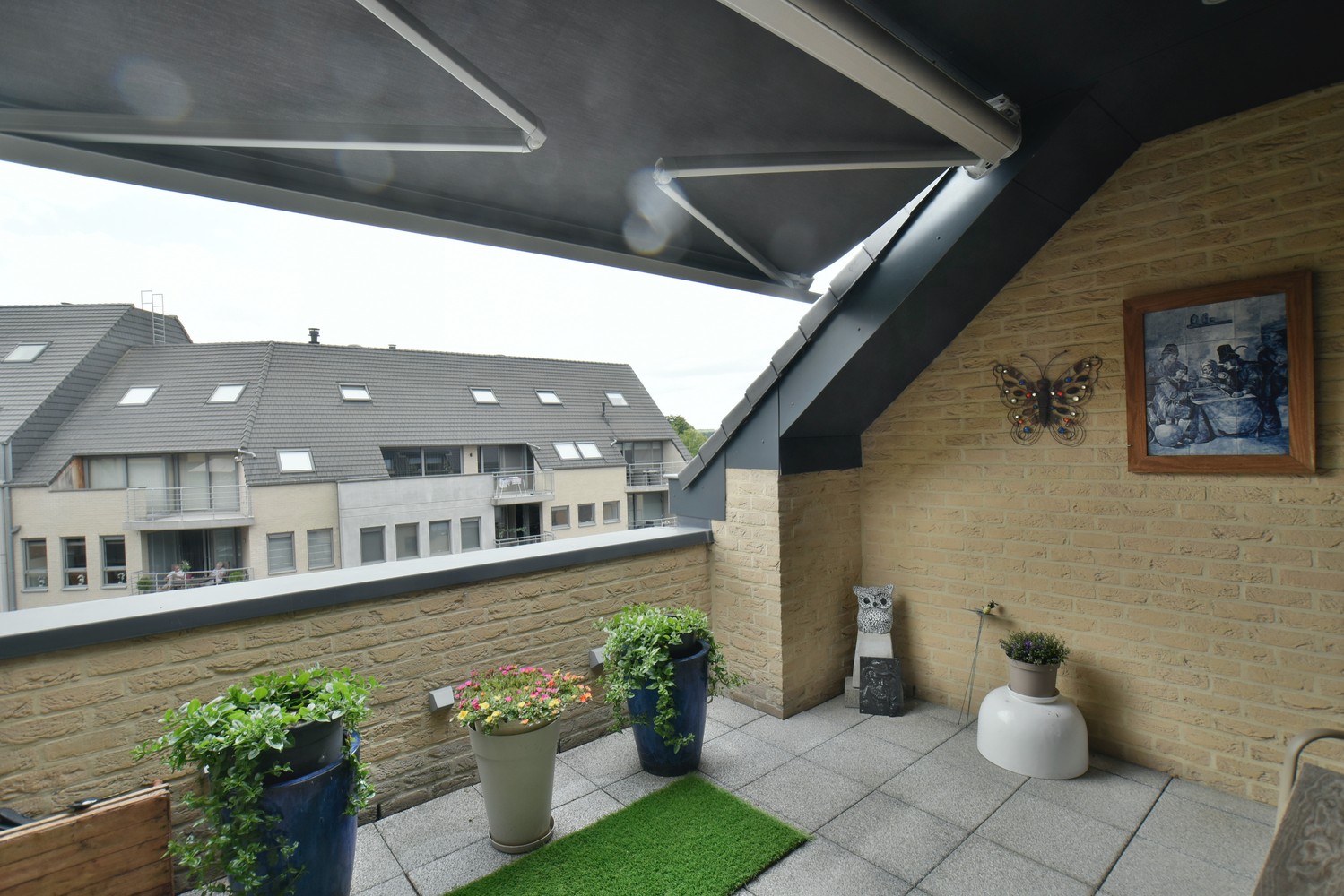 Klassevol penthouse van 318 m² met 4 slaapkamers, 2 badkamers en 2 garages, rustig gelegen in het centrum van Lanaken foto 15