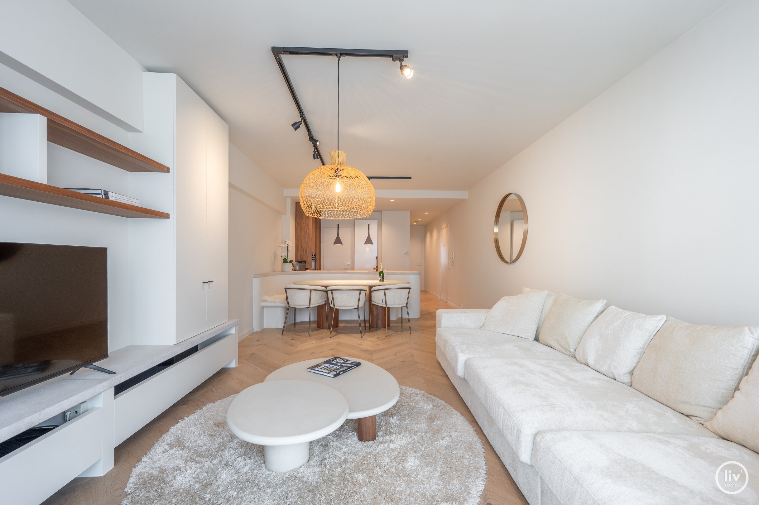Magnifiek vernieuwd appartement met 2 slaapkamers vlakbij het Albertplein in een zijstraat van de Zeedijk-Het zoute. foto 6