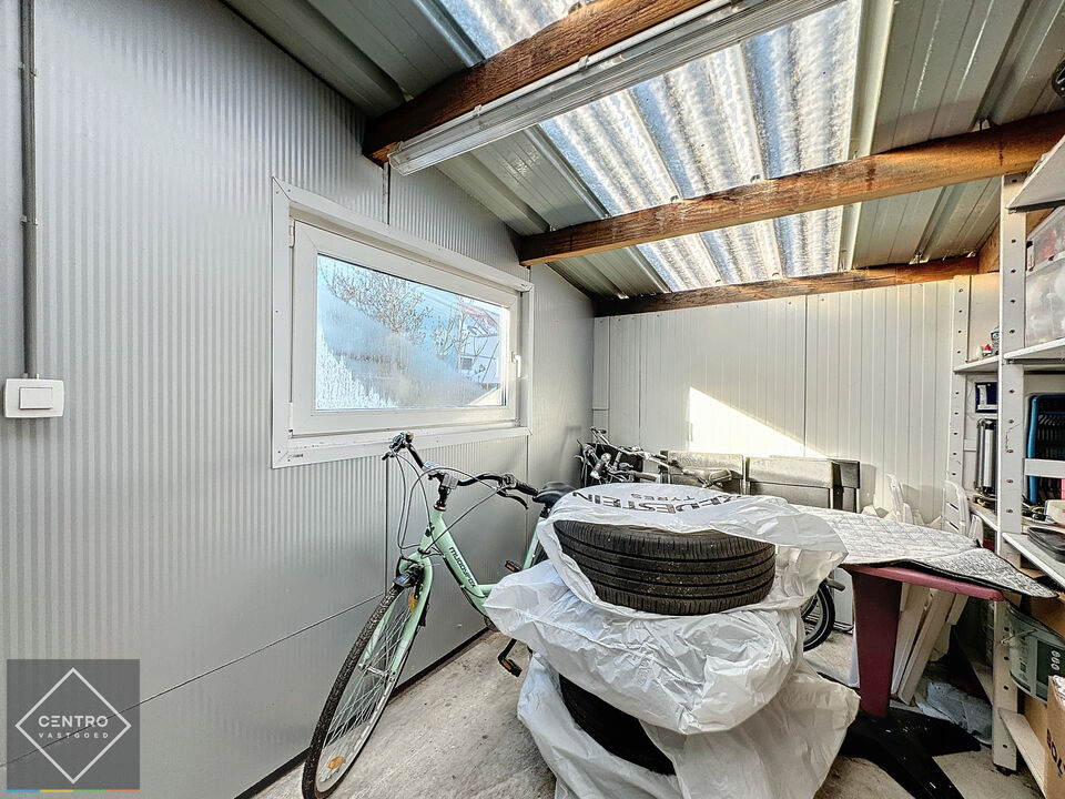 Woning met ruime garage (60m2) en studio! foto 21