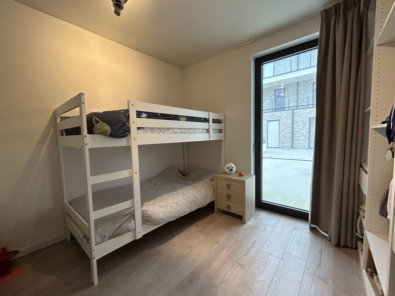 Gelijkvloers appartement met 2 slaapkamers!  foto 10