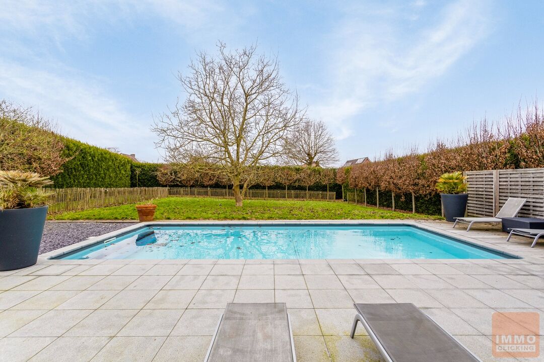 Prachtige villa met heerlijke Zuid tuin en zwembad foto 42