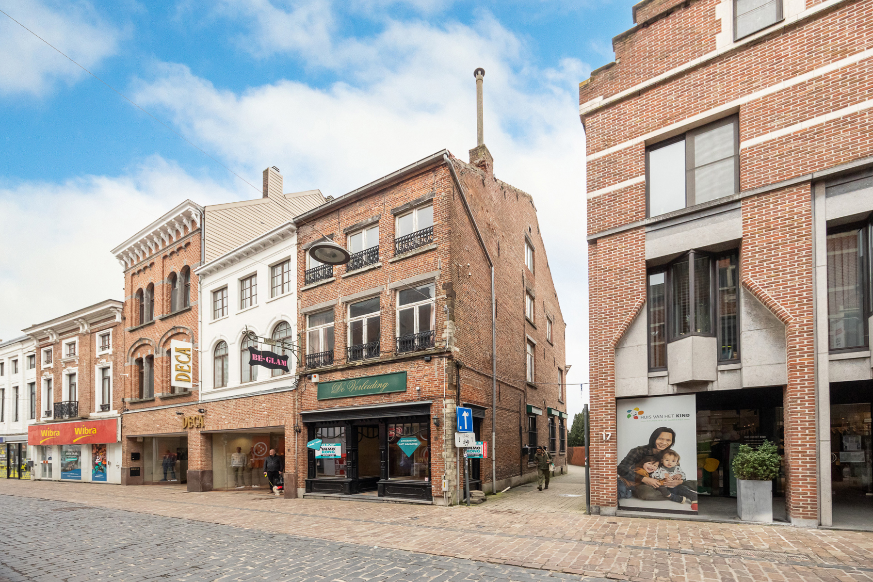 Historisch winkelpand in het centrum van Aarschot foto 1